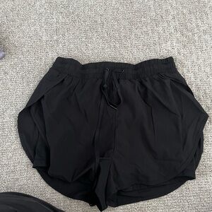 BuffBunny Shorts in Onyx, size M